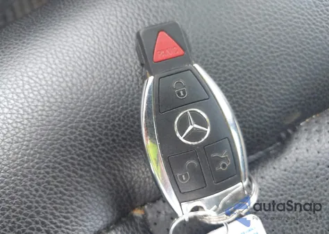 2014 Mercedes-Benz E 350 from USA, damaged, VIN WDDHF5KB8EA905977